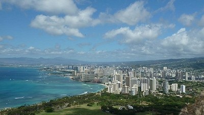 Pohled na Honolulu a Waikiki z Diamond Head. Foto: autor